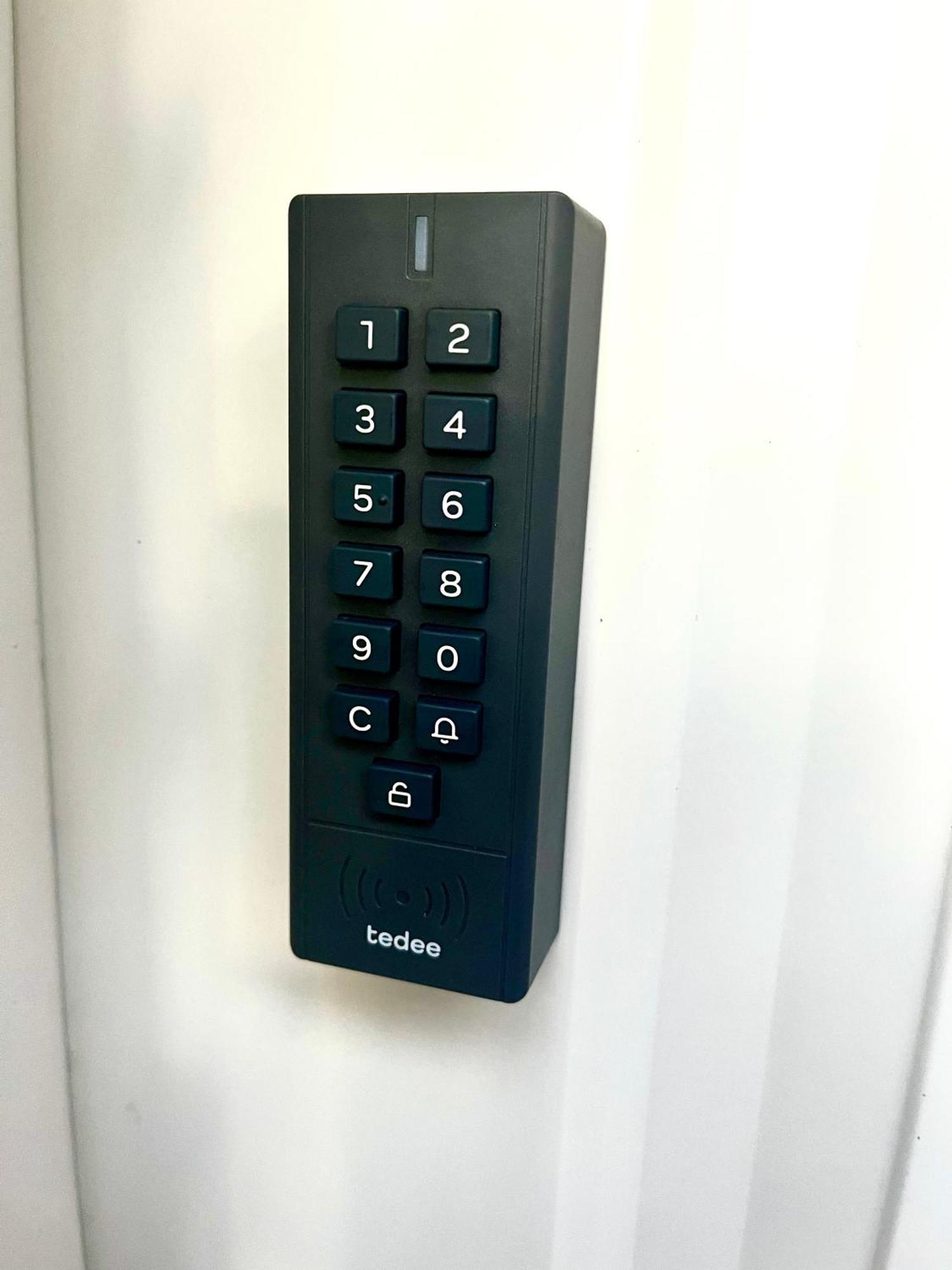 Hostel Vida Verde Madrid Dış mekan fotoğraf